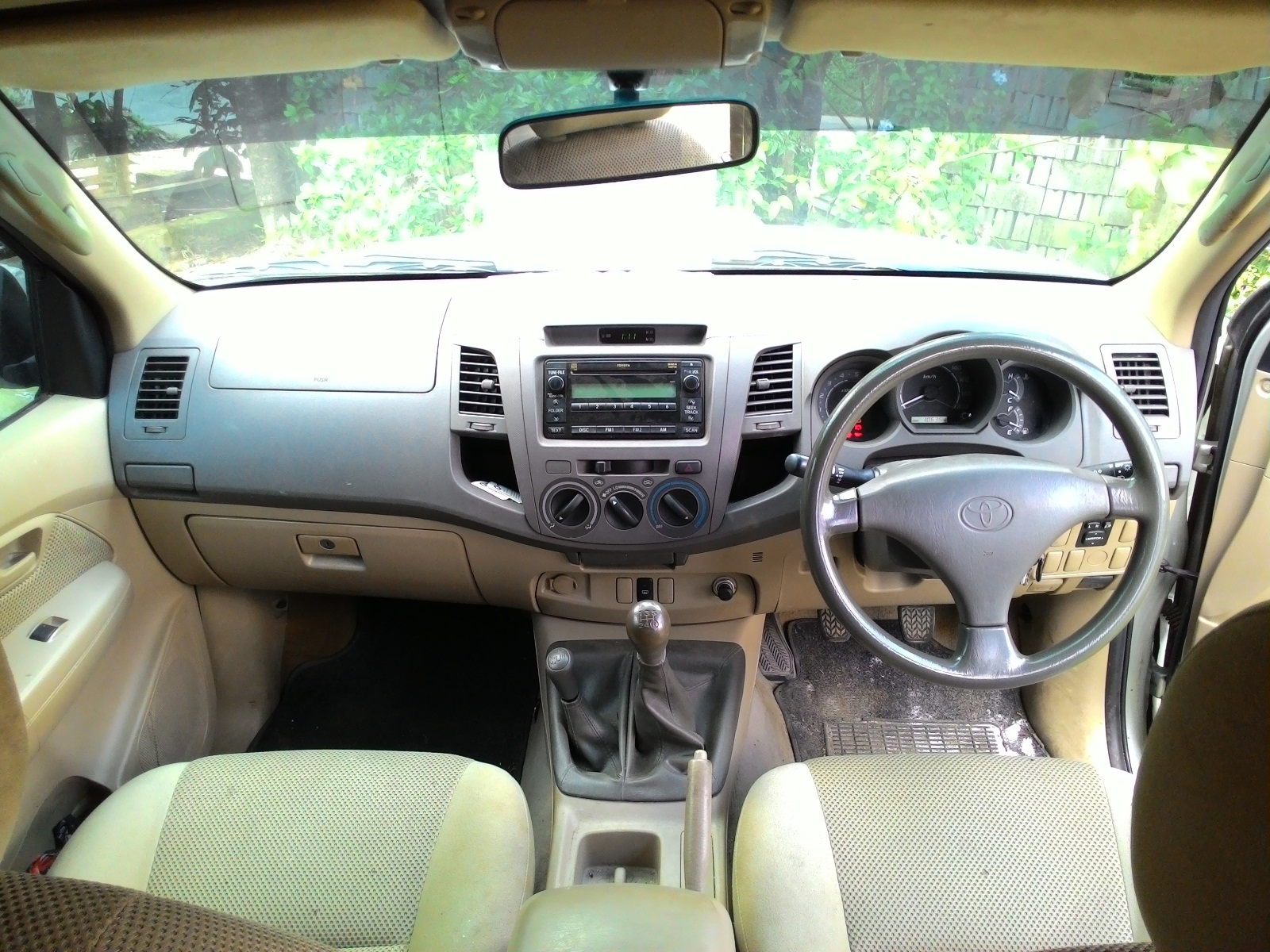 Review 2011 Toyota Hilux D Cab Tipe E 30 Si Bongsor Berkaki
